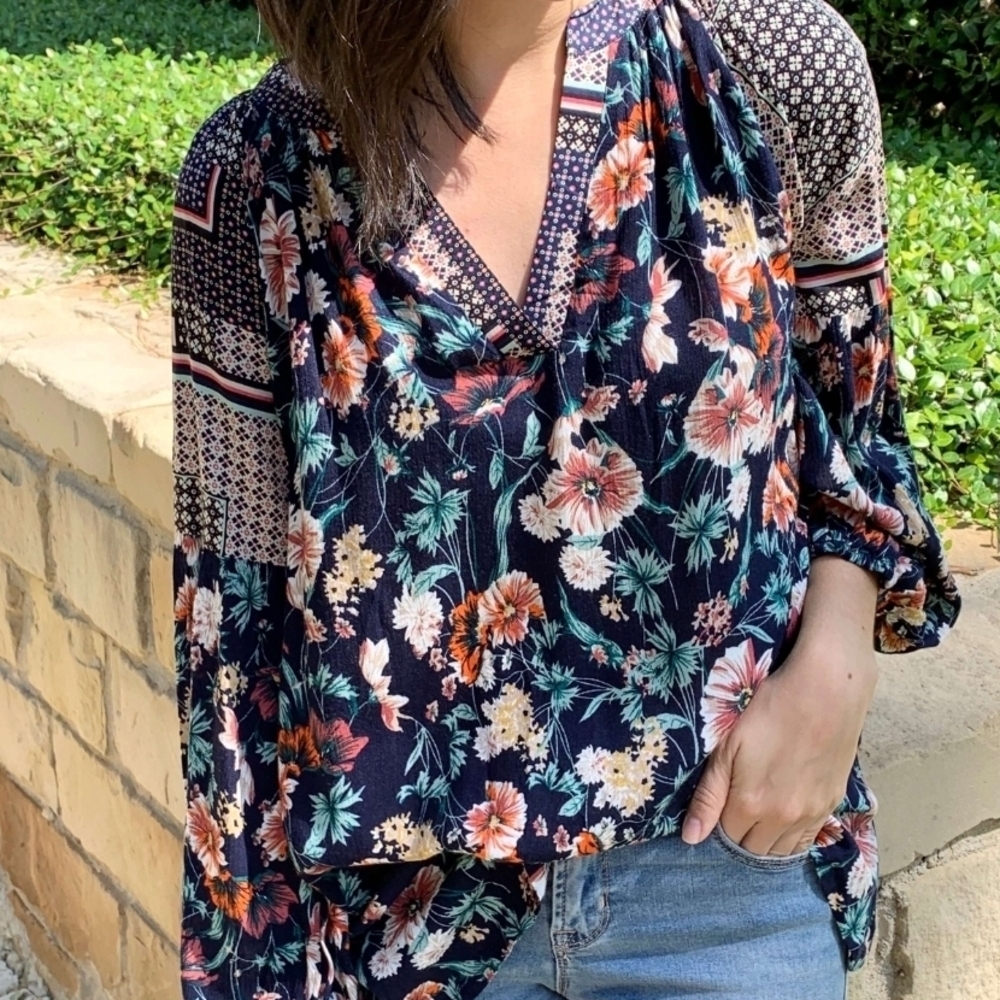 Jodifl Boho Oversized Bubble Sleeved Blue Floral Blouse Top Size S V-Neck Long